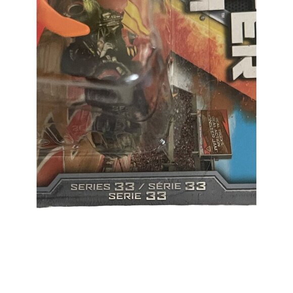 Spin Master Monster Jam Bakugan Dragonoid 1/64 Scale Die-Cast Series 33 - Picture 5 of 5